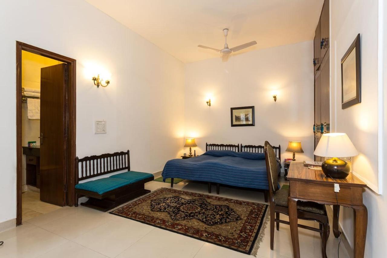 Eleven Bed & Breakfast Neu-Delhi Exterior foto